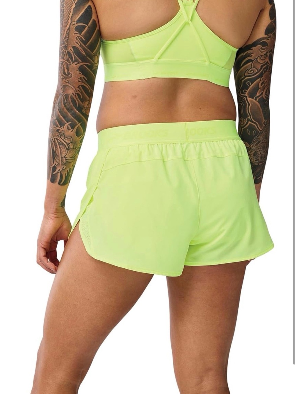 Brooks Women's Breakaway 2.5" Shorts size M NWT - Picture 4 of 9